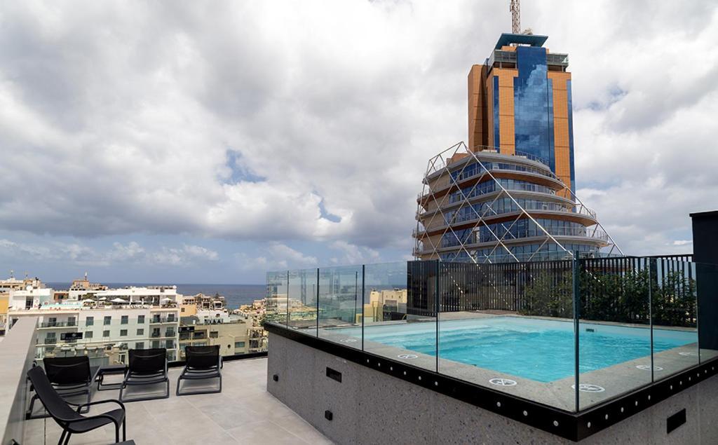 Onyx Hotel Saint Julian's Екстериор снимка